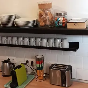 https://casa-consell-bailen-guest-house.topbarcelonahotels.com